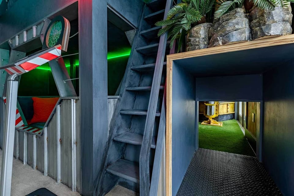 Dinosaur *Theme Room* 1 on Second Floor