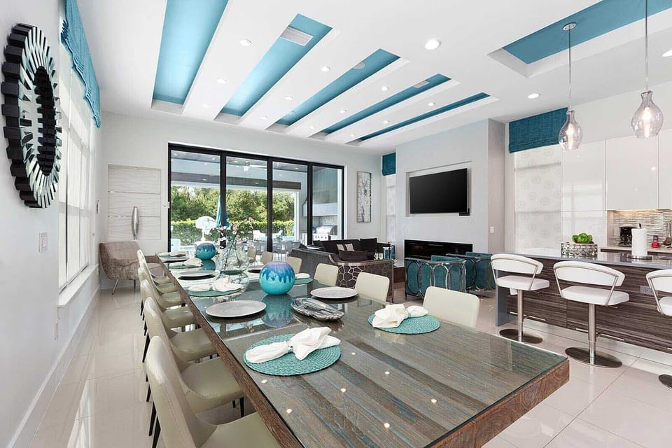 Dining Room *Highlight*