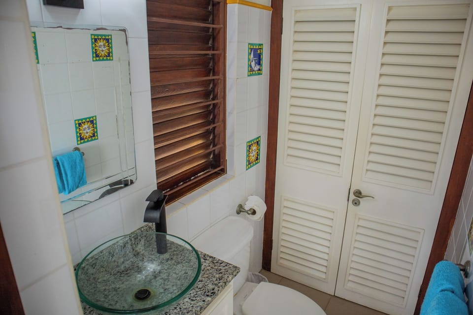 Powder room