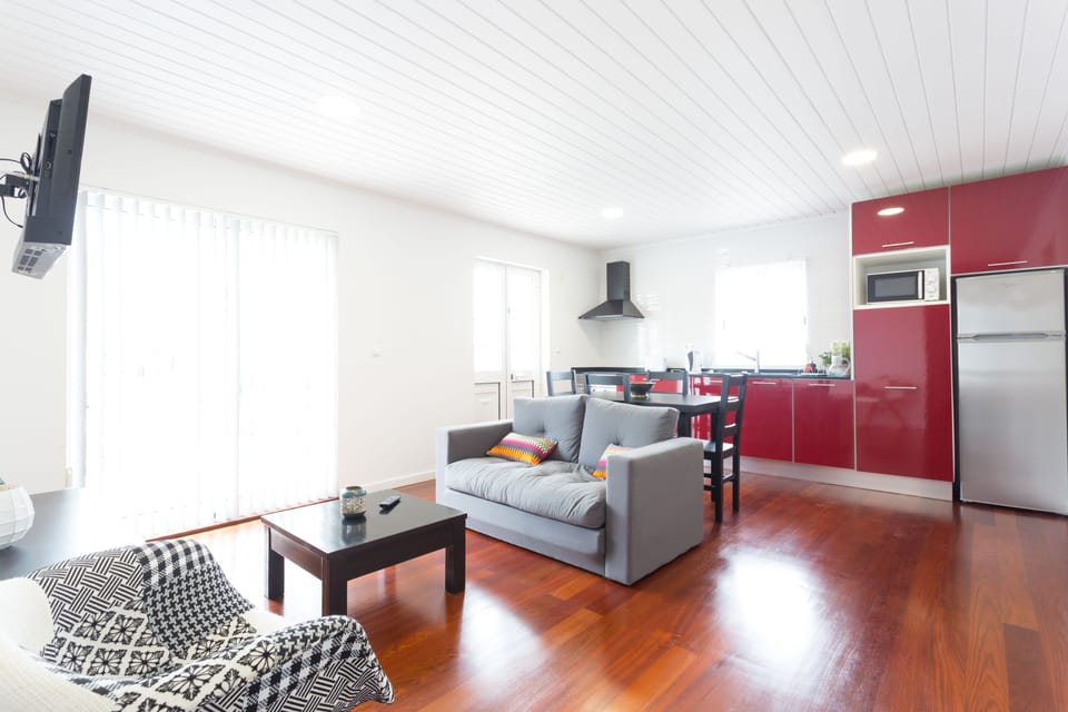 Family Apartment, 2 Bedrooms, Pool Access, Partial Ocean View (1) | View from room