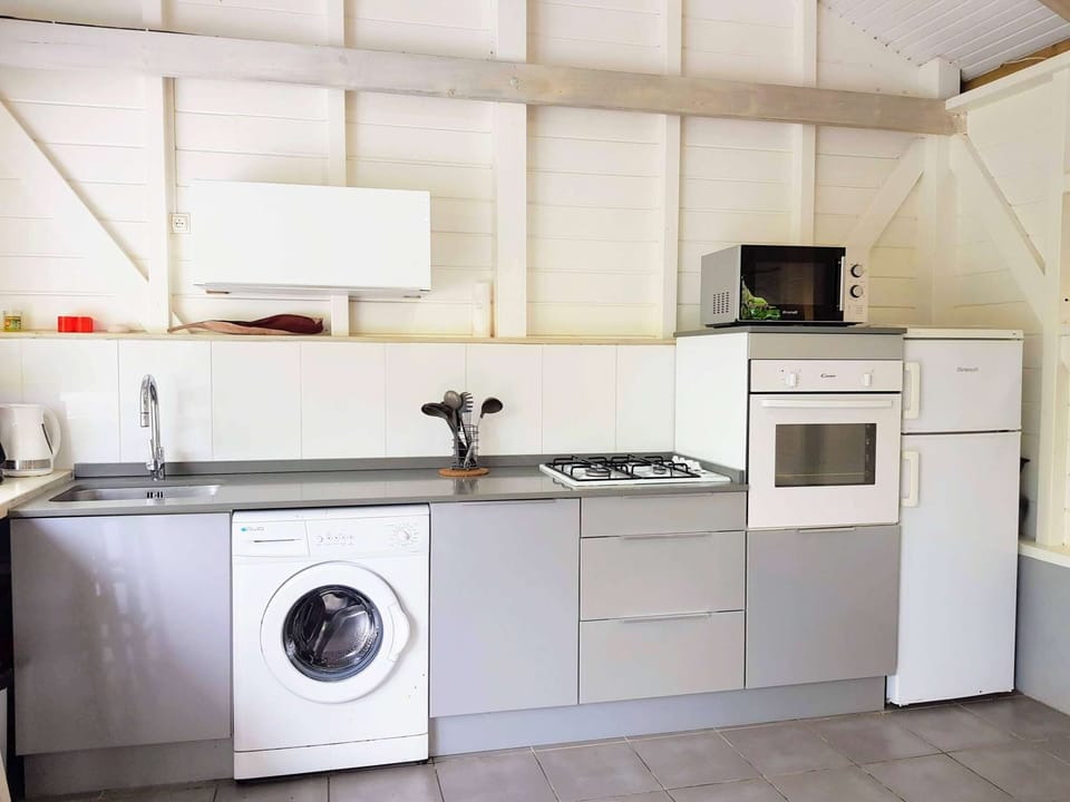 Fully equipped kitchen to enjoy homemade meals in complete comfort