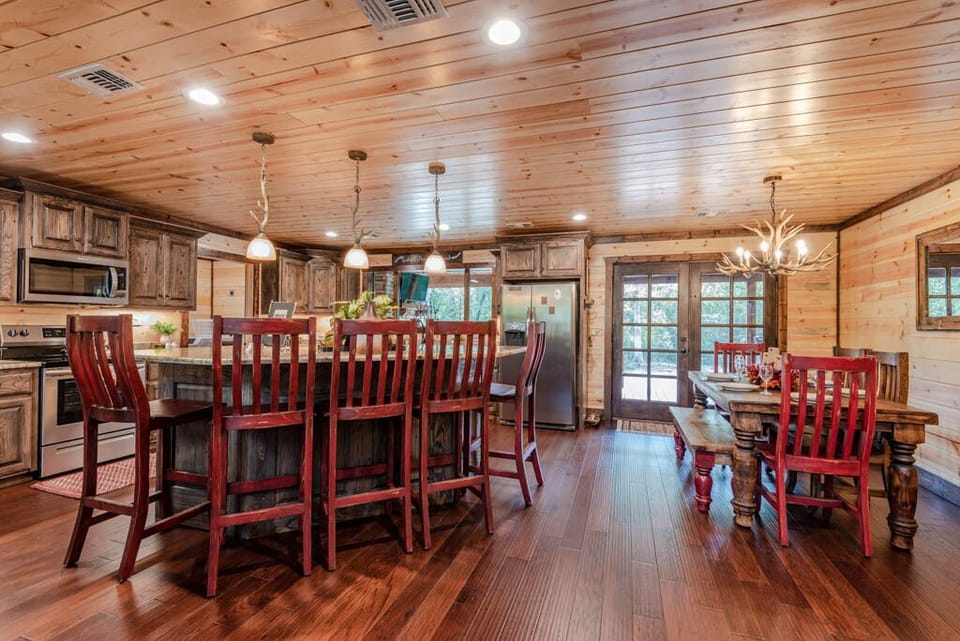 BearBottomLodge.BrokenBow