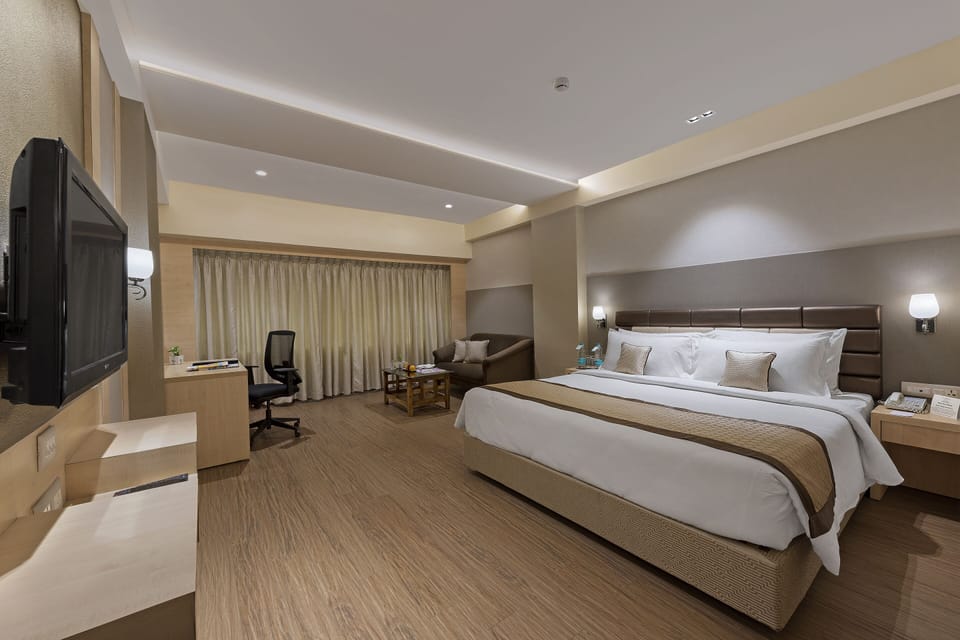 Winter Green Room | Minibar, in-room safe, desk, free WiFi