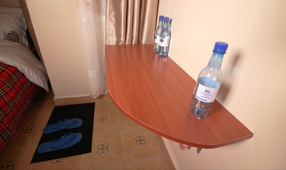 Classic Single Room | Desk, blackout drapes, free WiFi, bed sheets