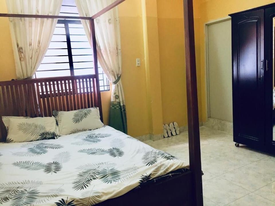 Minibar, soundproofing, iron/ironing board, free WiFi