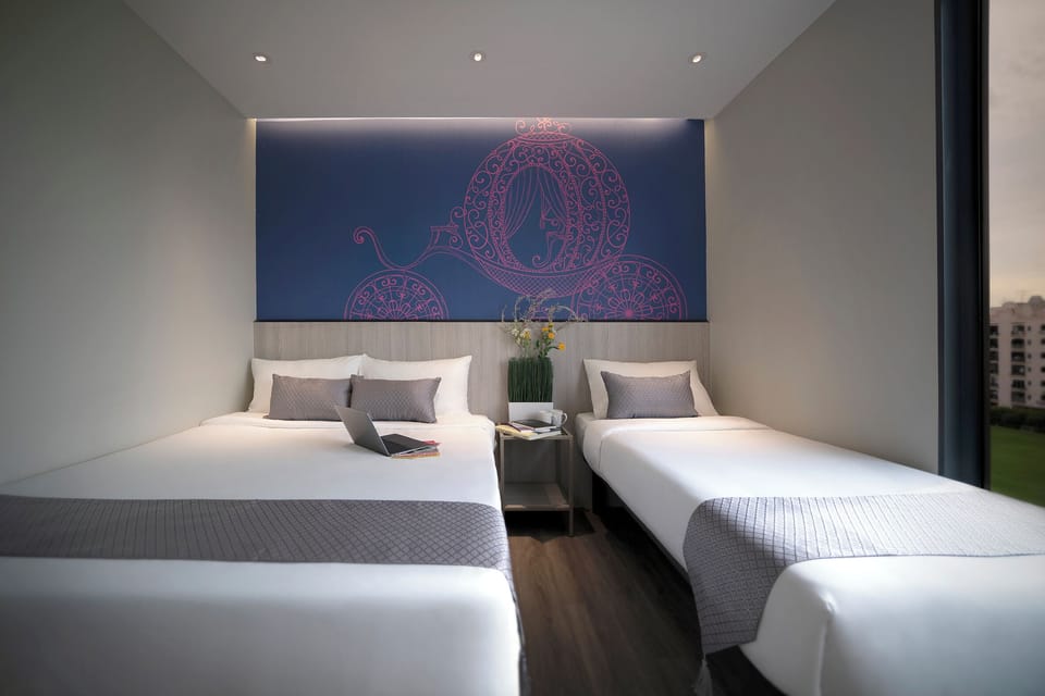 Triple Room | In-room safe, WiFi (free), bed sheets