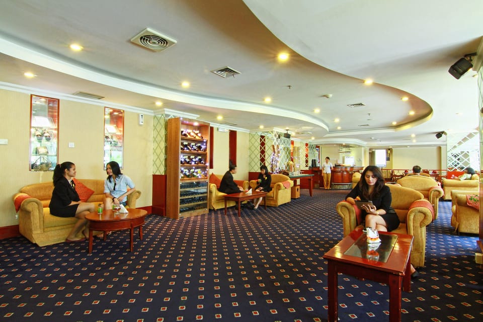 Lobby sitting area