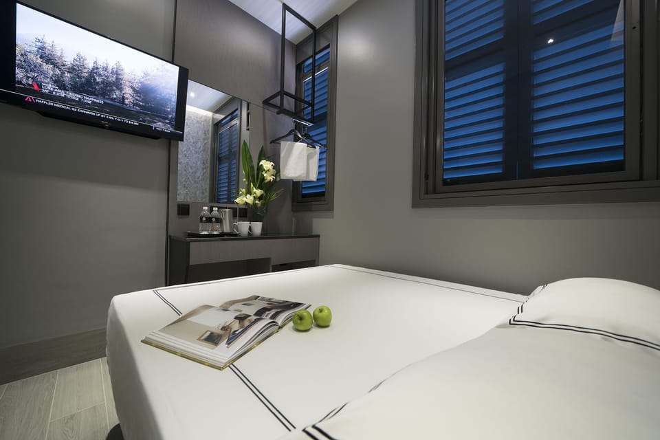 Minibar, in-room safe, iron/ironing board (on request), WiFi (free)
