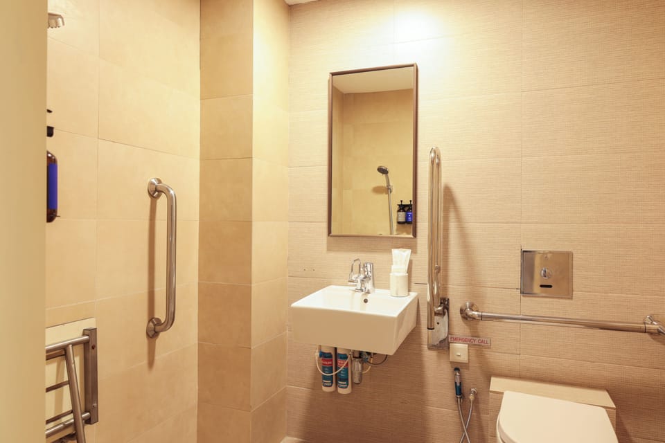 Bathroom shower