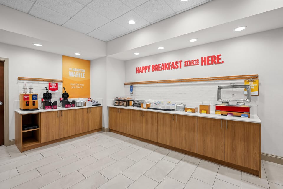 Free daily buffet breakfast