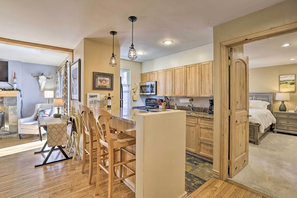 Kitchen | Single-Story Condo