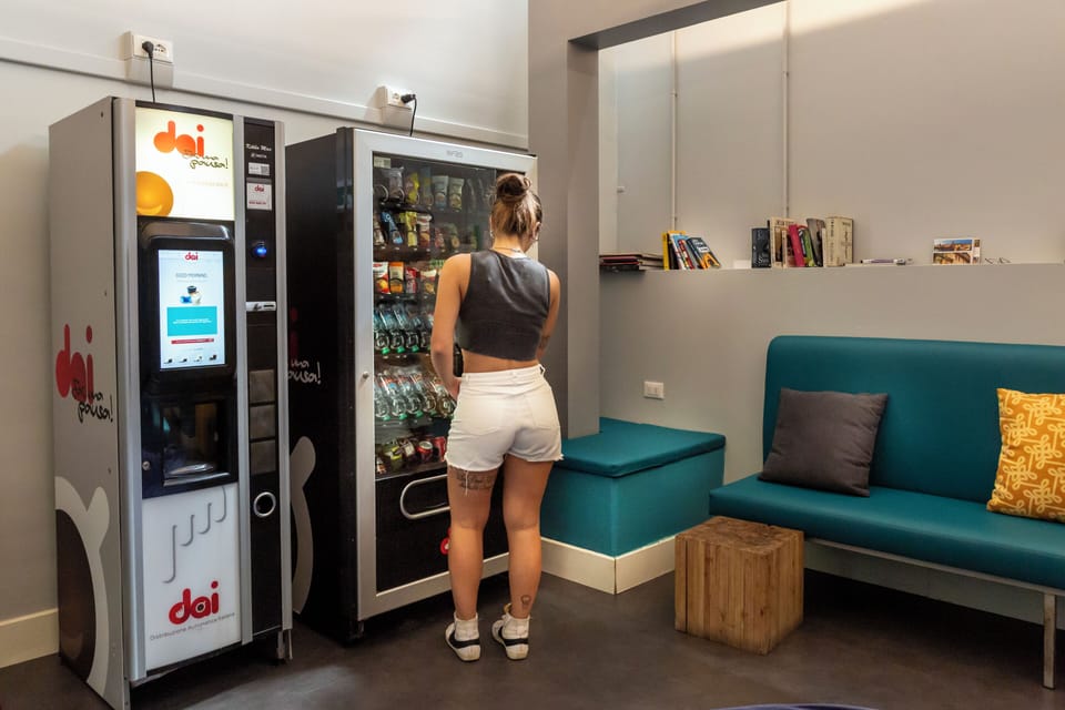 Vending machine