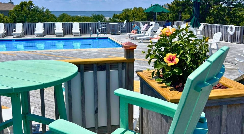 Ships Watch Pool Seating