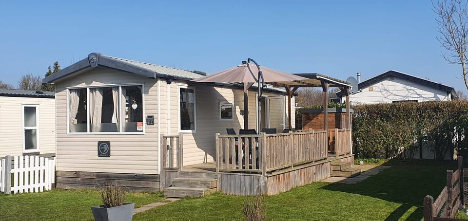 Terrace, Veranda, Garden chair, Garden table and Front Garden - EEZZ