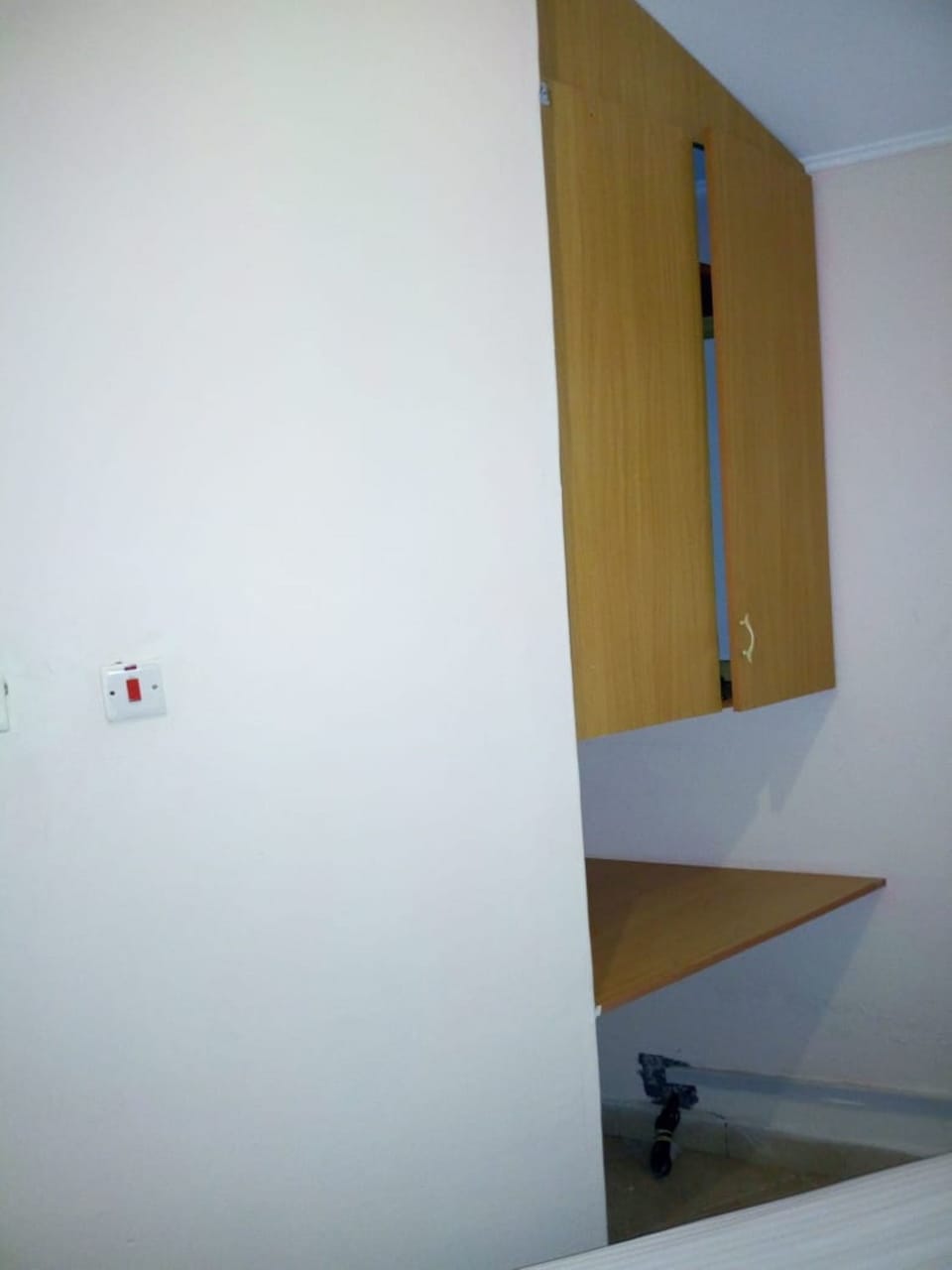 Standard Room | Desk, WiFi (free), bed sheets