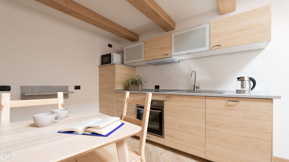 Apartment (1 Bedroom) | Interior