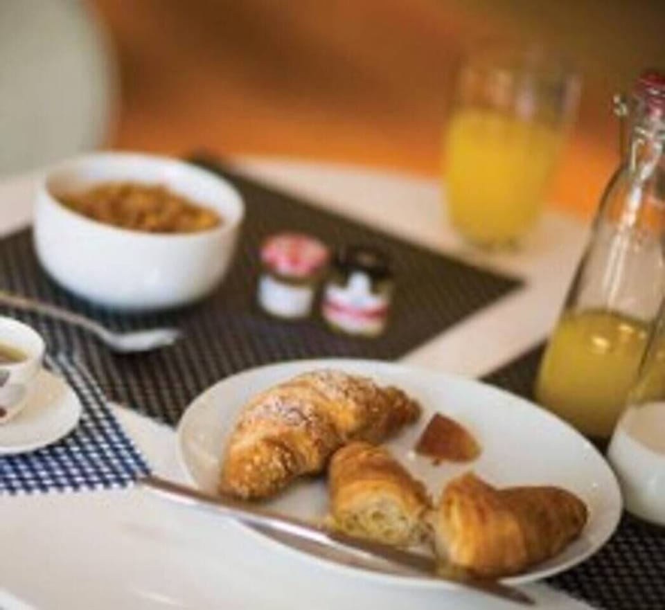 Continental Breakfast Option