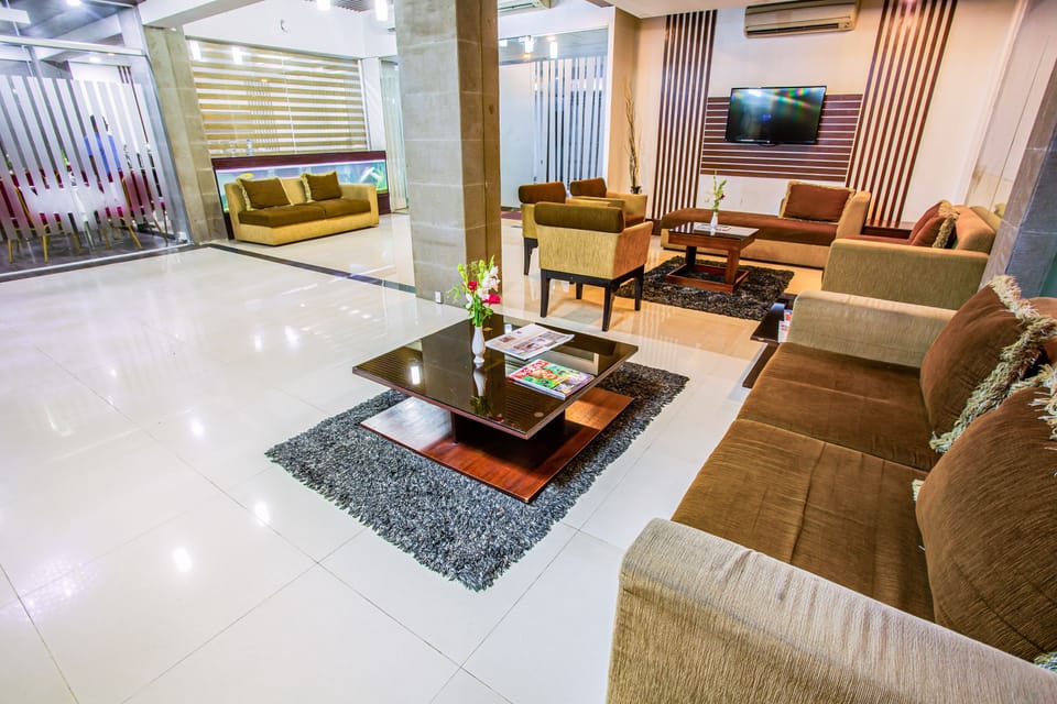 Hotel La Villa Western Hotel in Dhaka