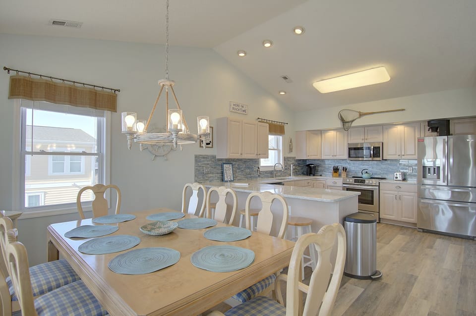 Dining Area - next to the Kitchen