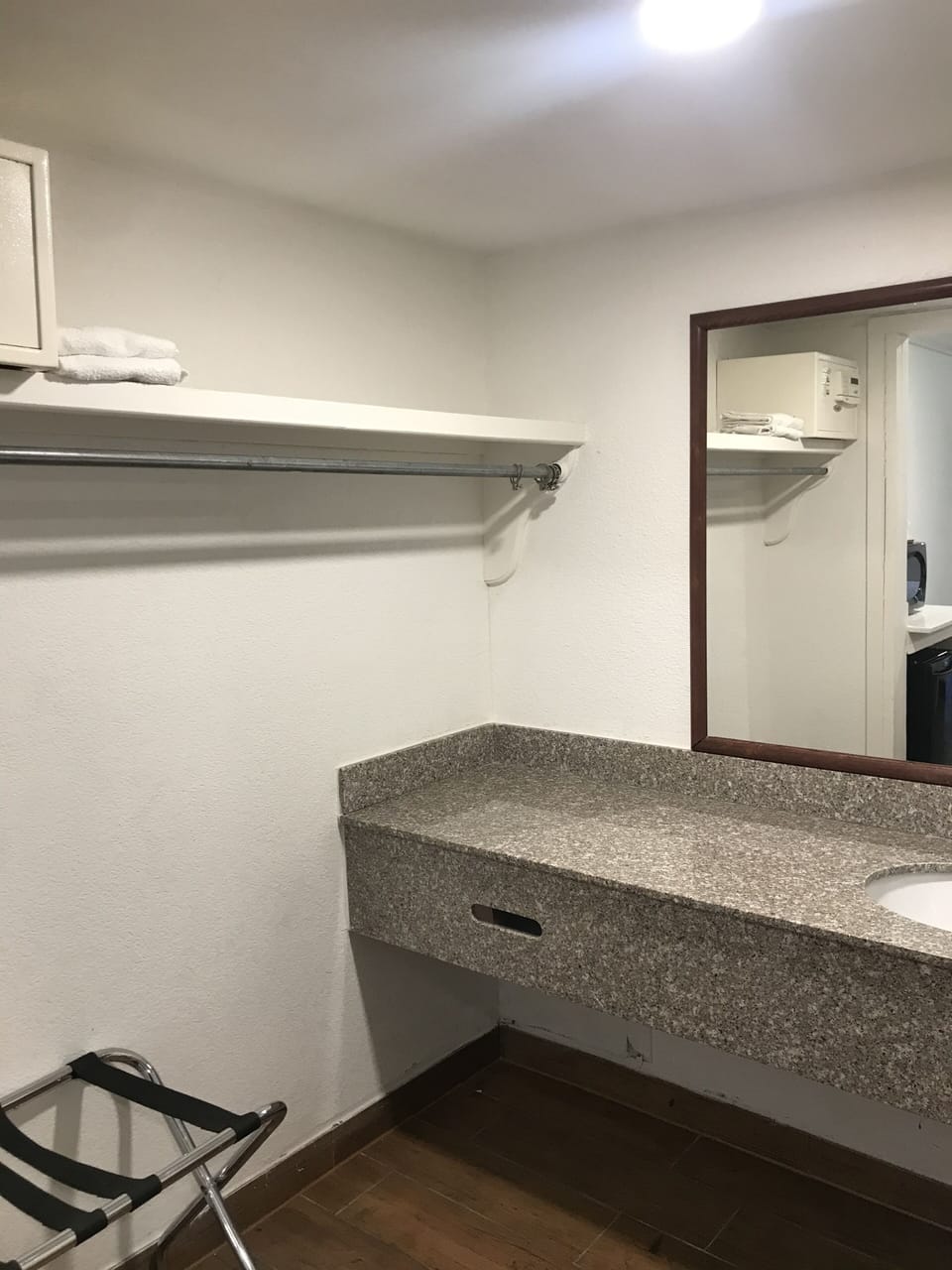 32-inch flat-screen TV with cable channels