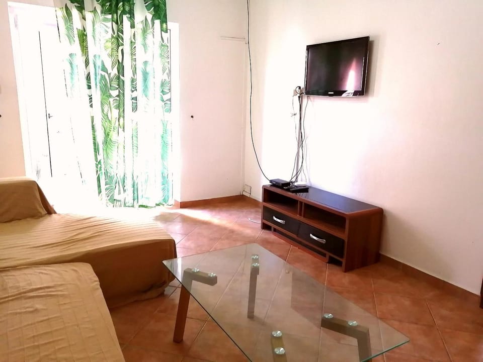 25-inch TV with cable channels