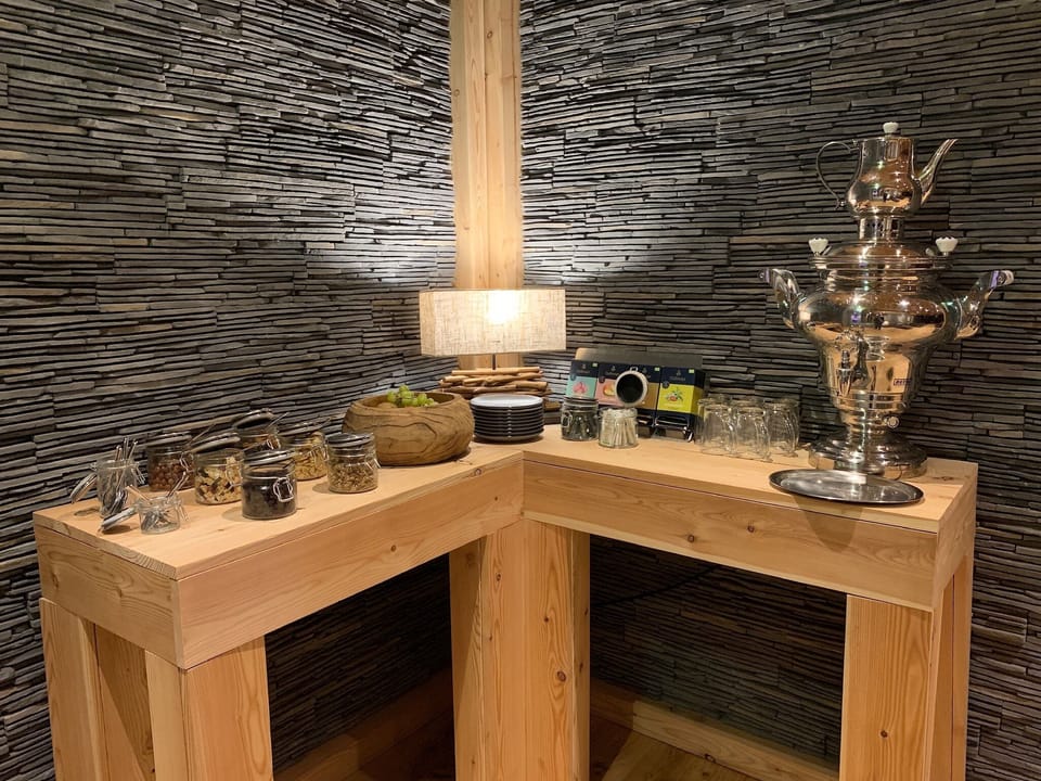 Sauna, steam room