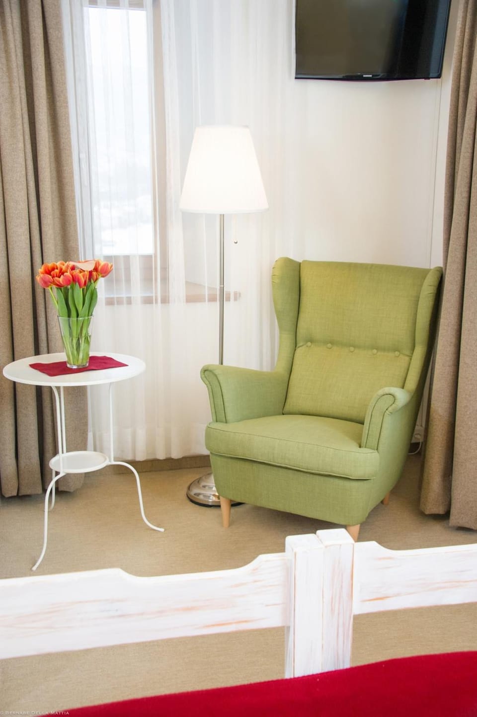 Hypo-allergenic bedding, in-room safe, individually decorated