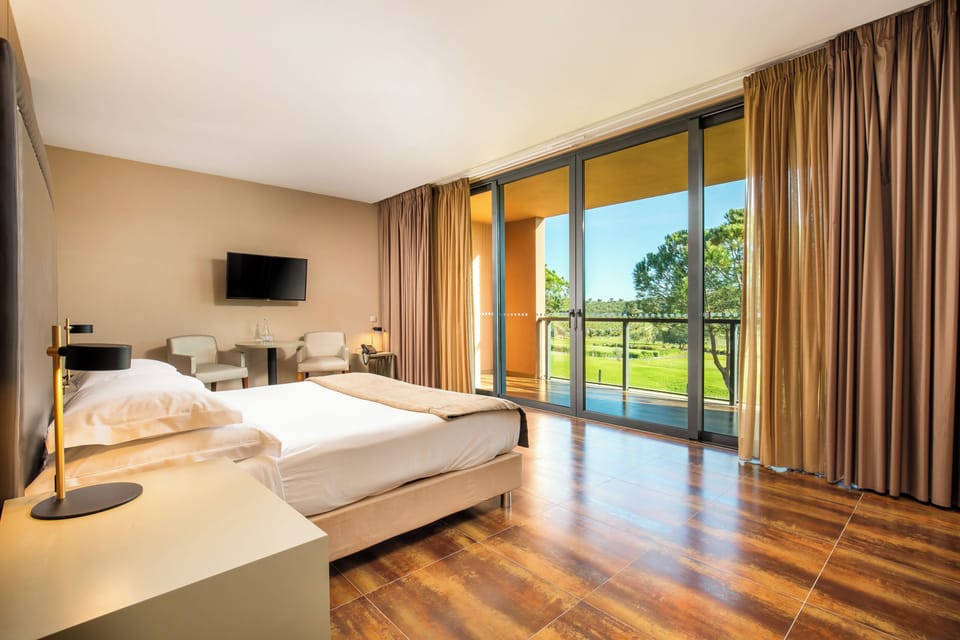 Minibar, in-room safe, blackout drapes, soundproofing