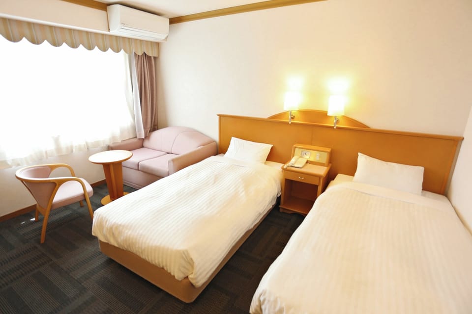 Desk, WiFi (free), bed sheets