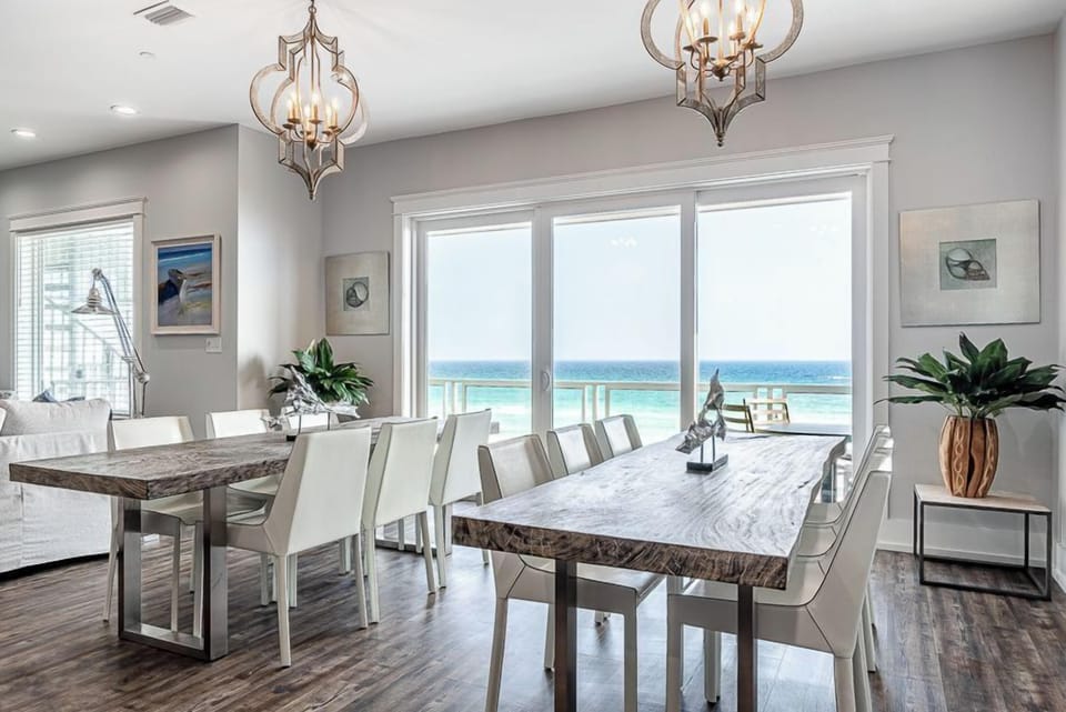 2nd Floor Dining Room with Plenty of Seating