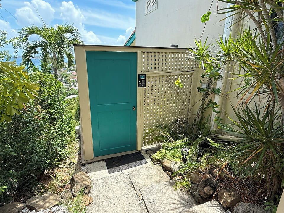 Serenita has a deck entry door that insures complete privacy on your wraparound deck