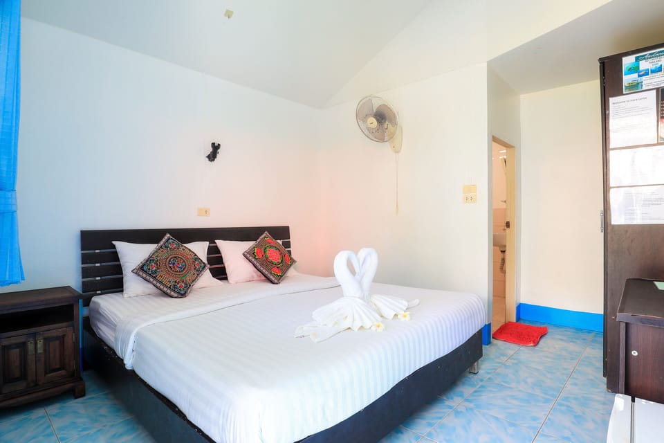Superior Bungalow | Individually decorated, individually furnished, free WiFi, bed sheets