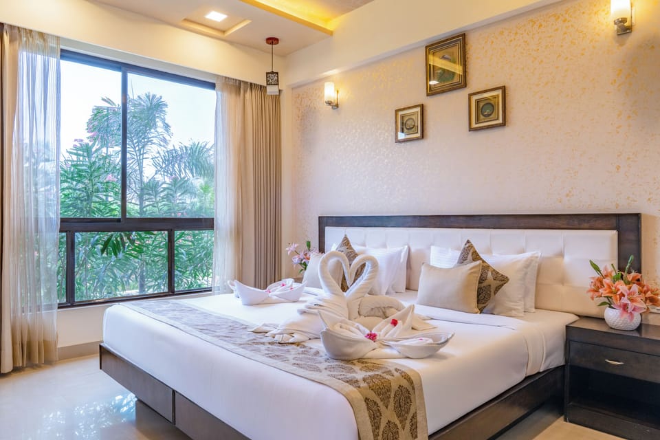 Standard Apartment | Egyptian cotton sheets, premium bedding, minibar, blackout drapes