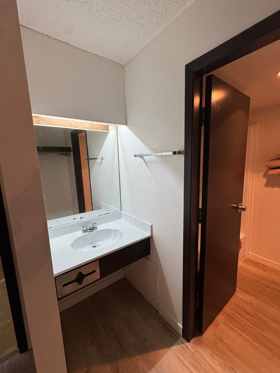 Standard Room, 2 Double Beds, Non Smoking | Bathroom | Combined shower/tub, free toiletries, towels, soap