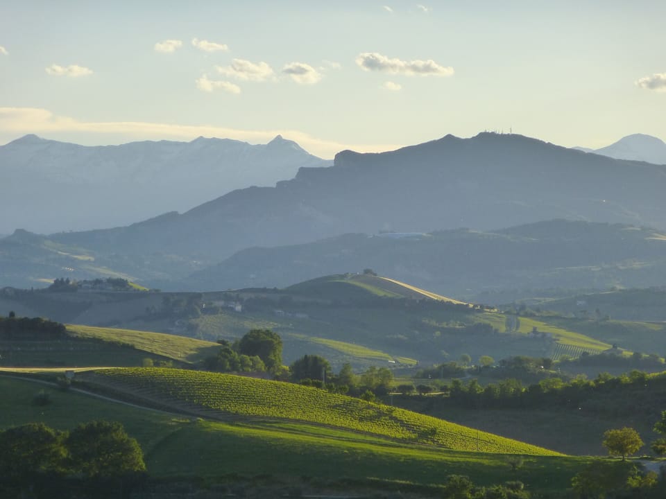 Romantic gallery in a breathtaking panoramic location Apartment in Marche