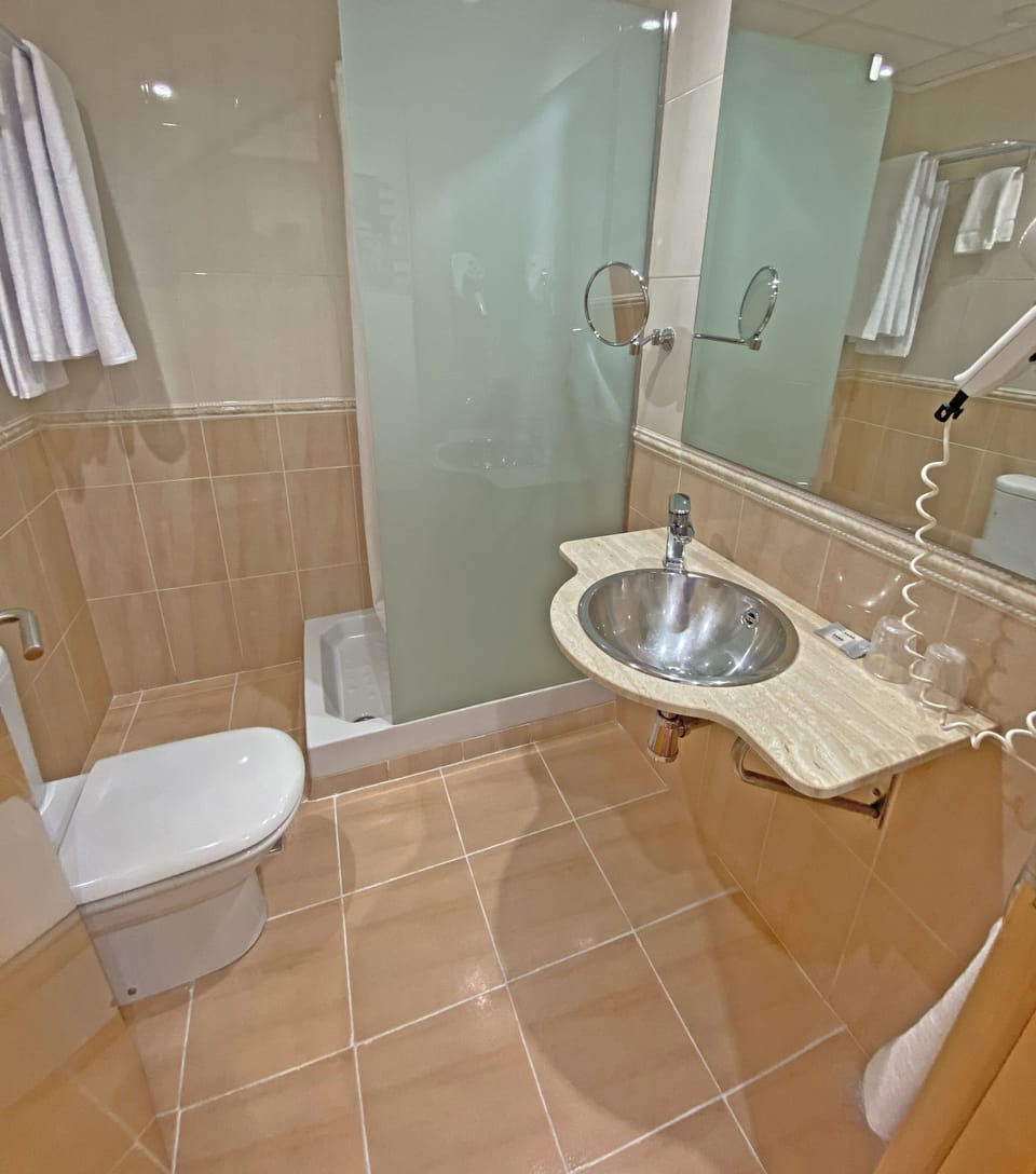 Hotel Plaza Inn Hotel in Figueres