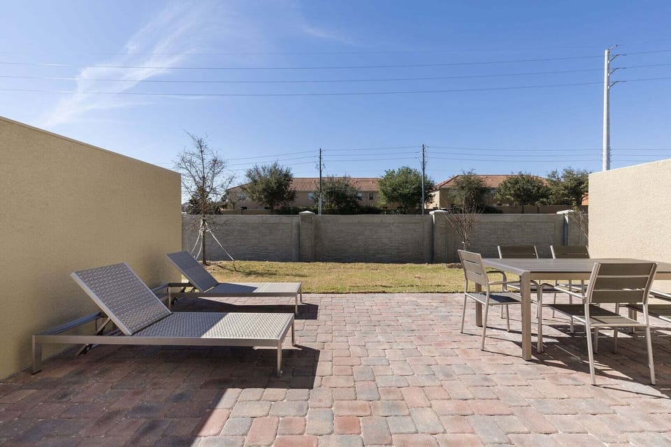 Enjoy the outdoors in the Sunny State!
