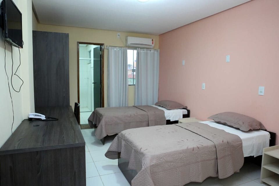 Minibar, desk, blackout drapes, WiFi (free)