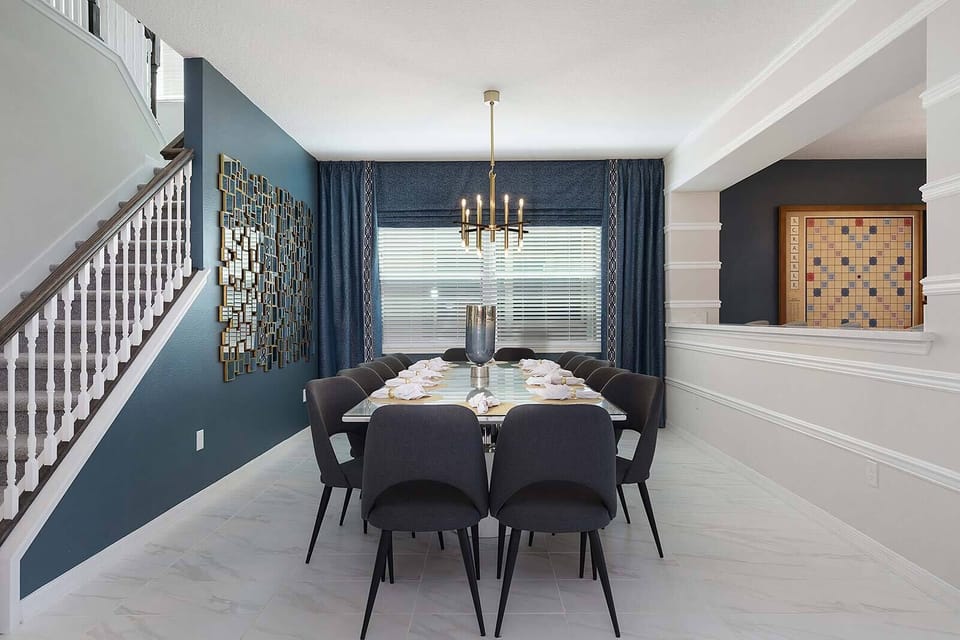Dining Room *Highlight*