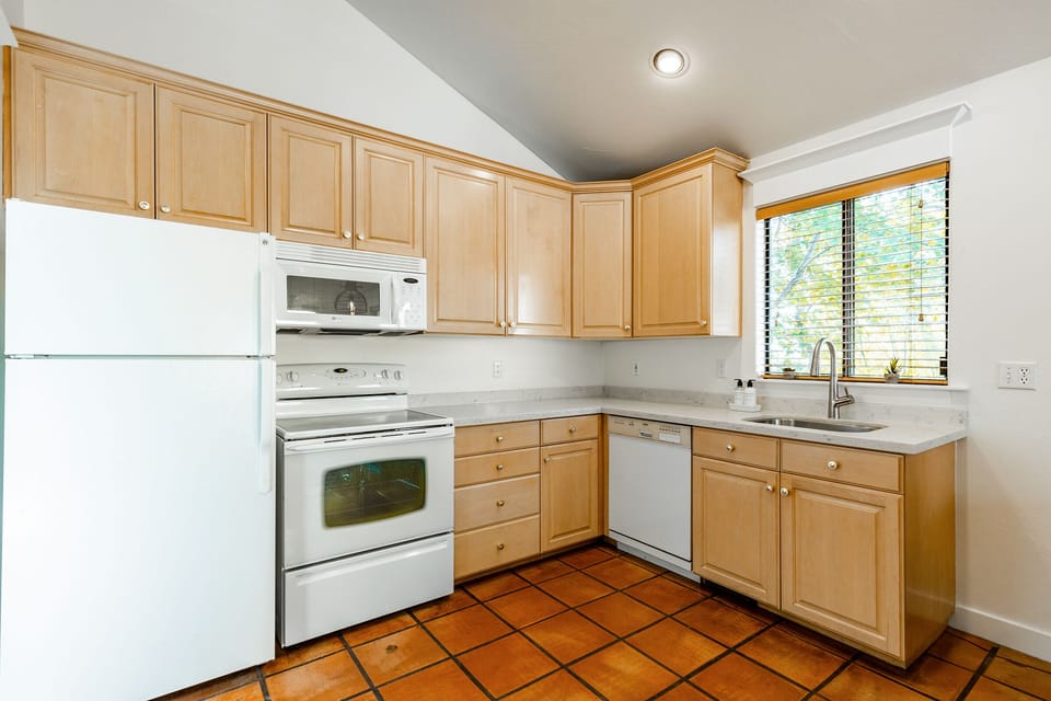 Newly Remodeled Kitchen