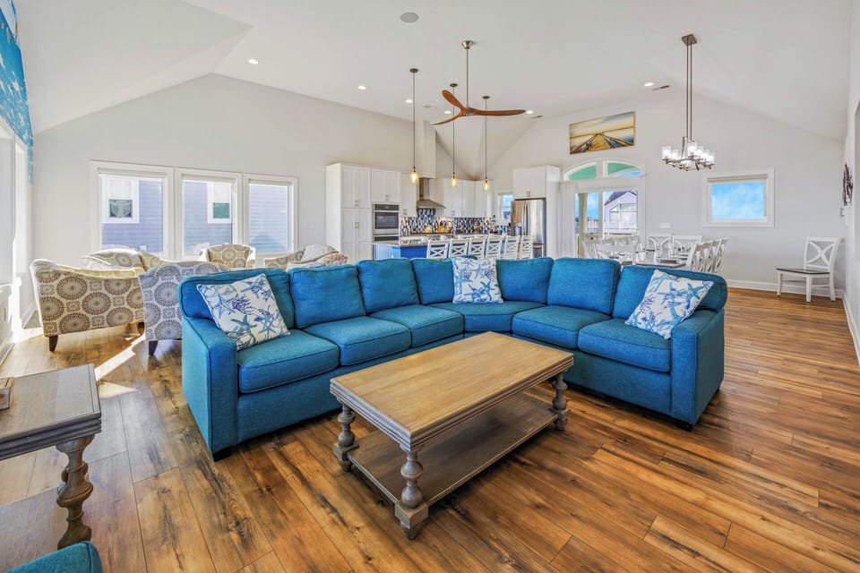 Surf or Sound Realty - 895 - Sandy Beach Retreat - Great Room -2