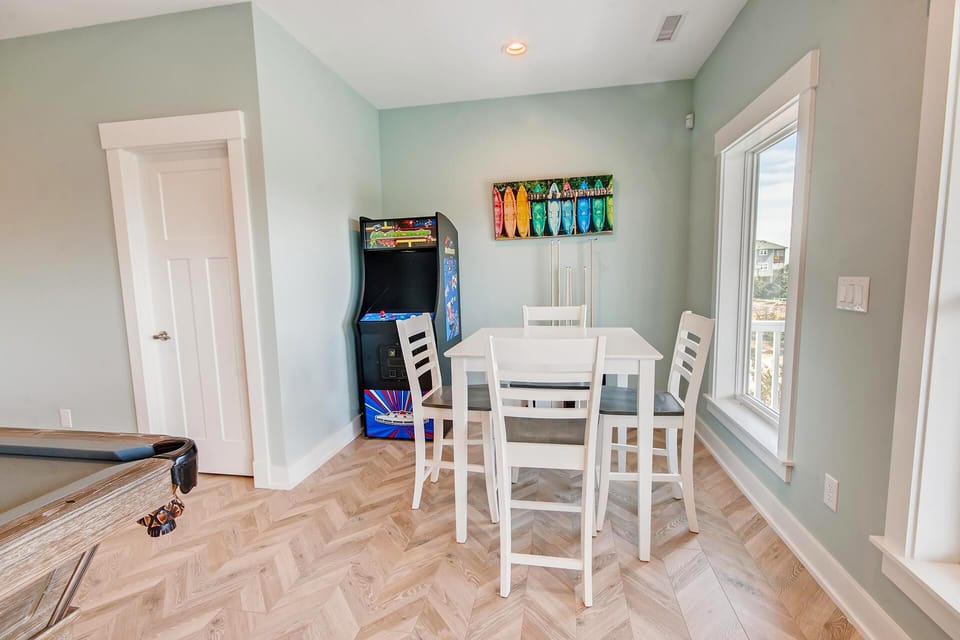 Surf-or-Sound-Realty-Ocean's-10-903-Game-Room-5