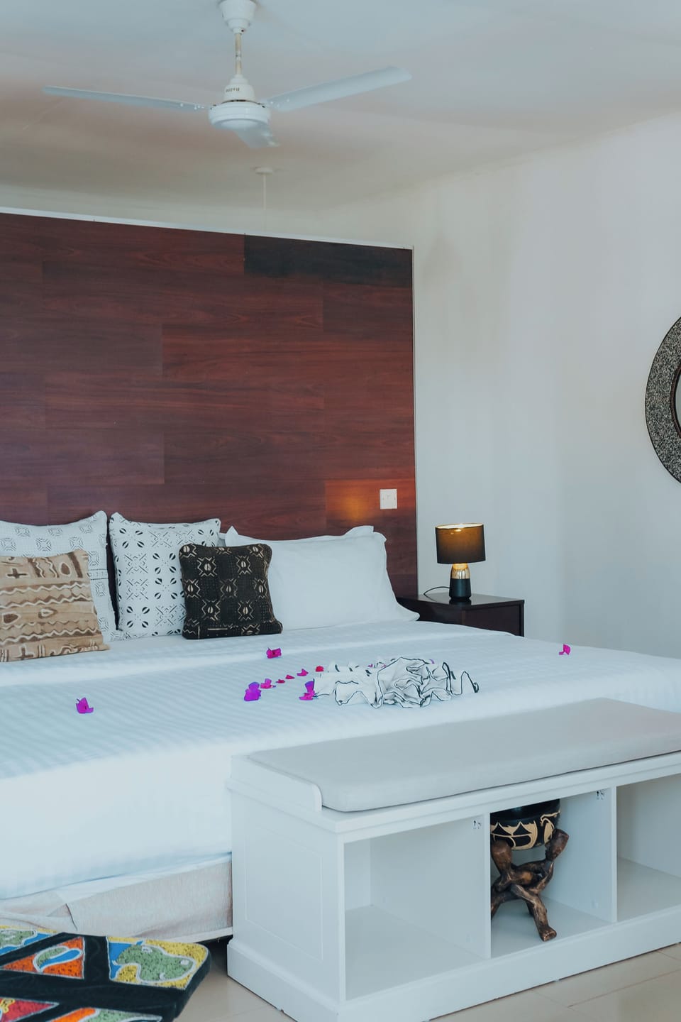 Royal Suite, Ocean View | Premium bedding, in-room safe, desk, laptop workspace