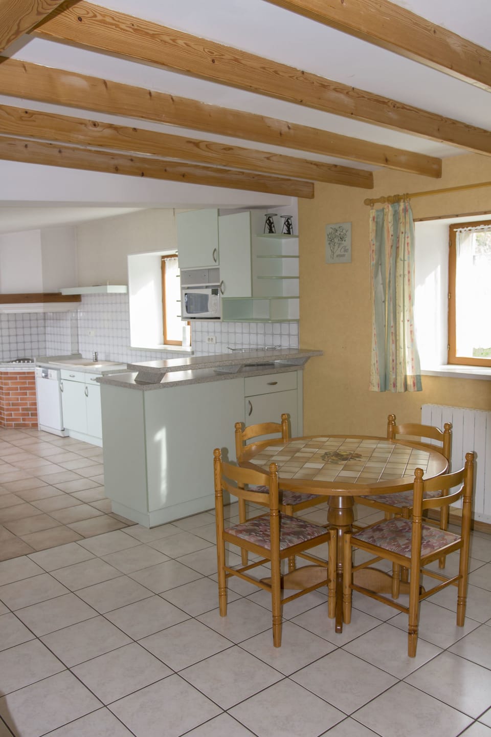 Family Cottage | Living area | 85-cm LCD TV with digital channels, TV