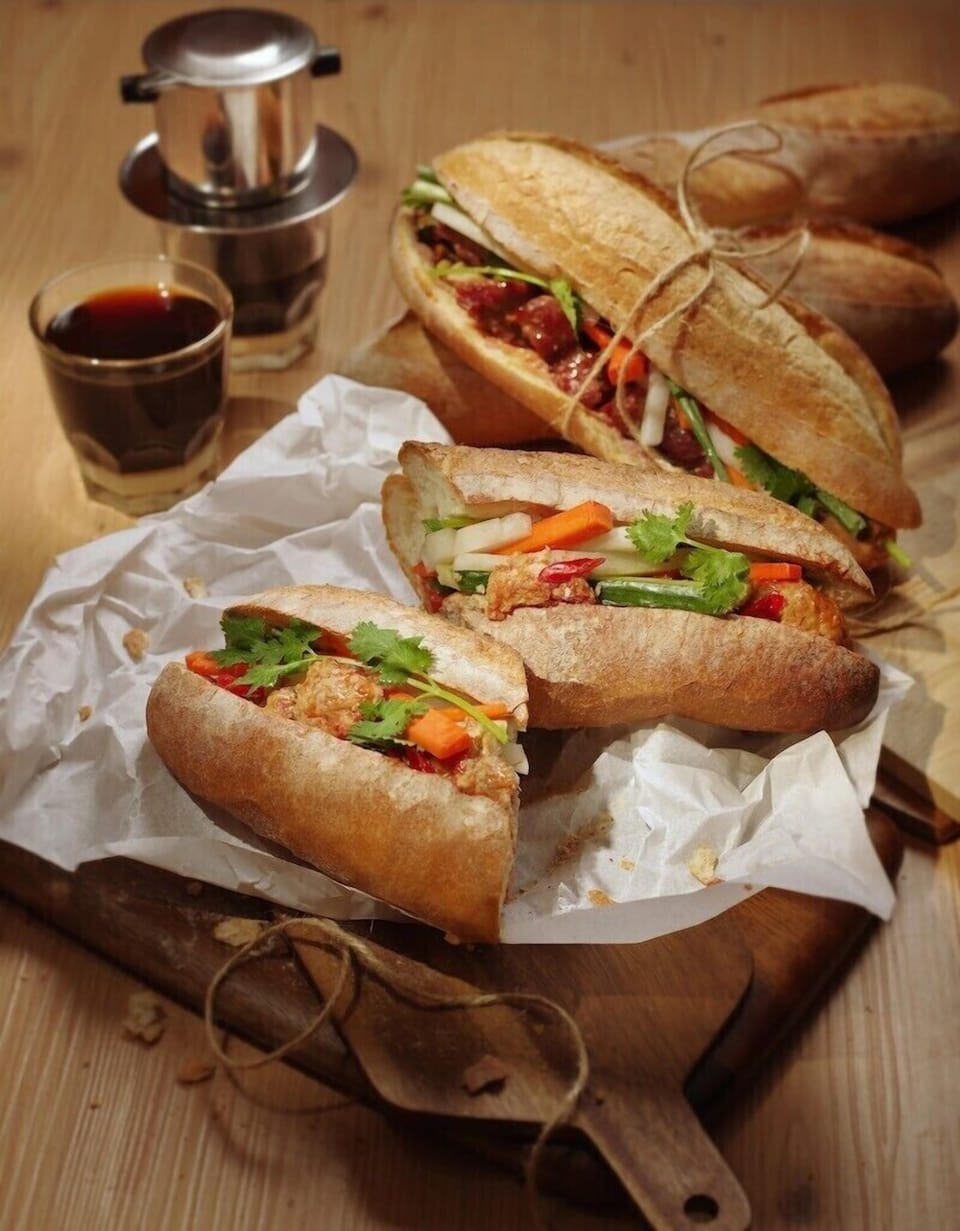 Daily local cuisine breakfast for a fee