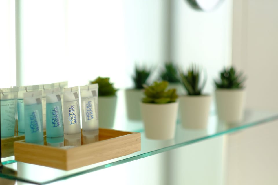 Bathroom amenities