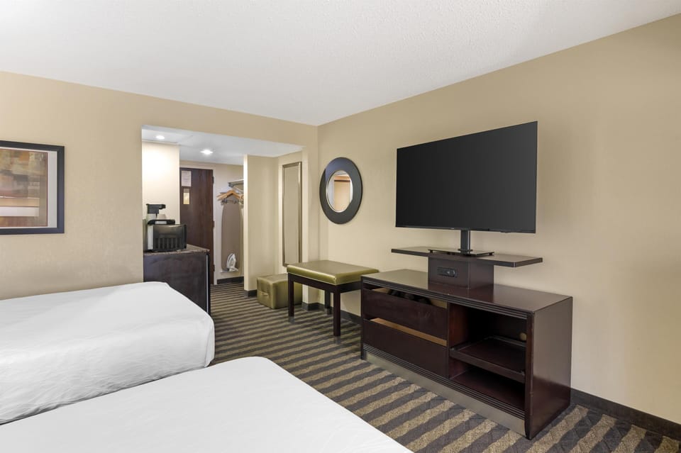Standard Room, 2 Double Beds, Non Smoking, Refrigerator & Microwave | In-room safe, desk, laptop workspace, iron/ironing board