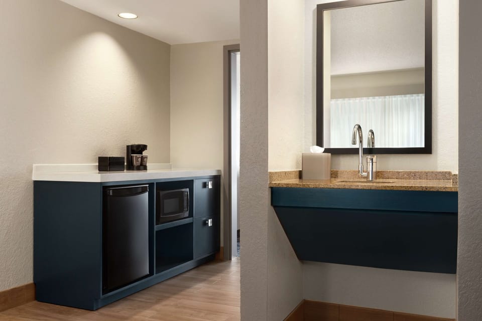 Minibar