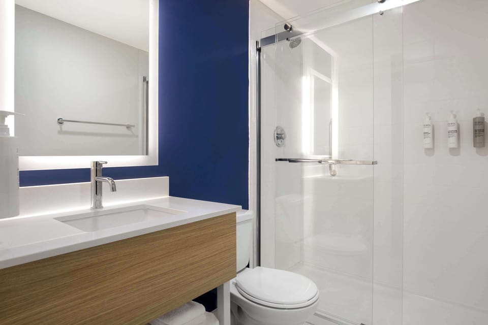 Bathroom shower