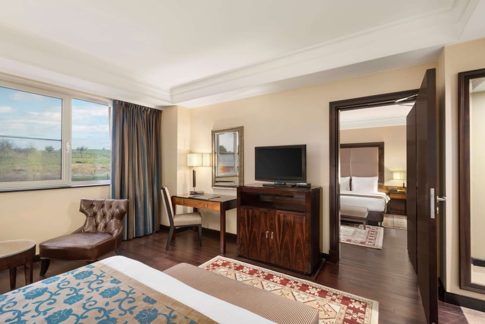 Premium bedding, minibar, in-room safe, desk